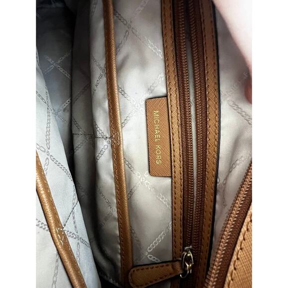 NWOT Michael Kors Morgan Large Tote Brown - Picture 9 of 10